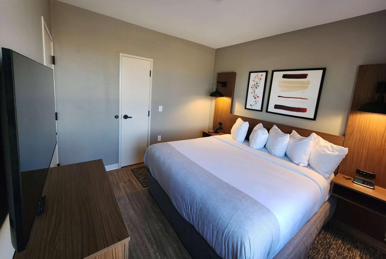 Hawthorn Suites By Wyndham Del Rio Extérieur photo