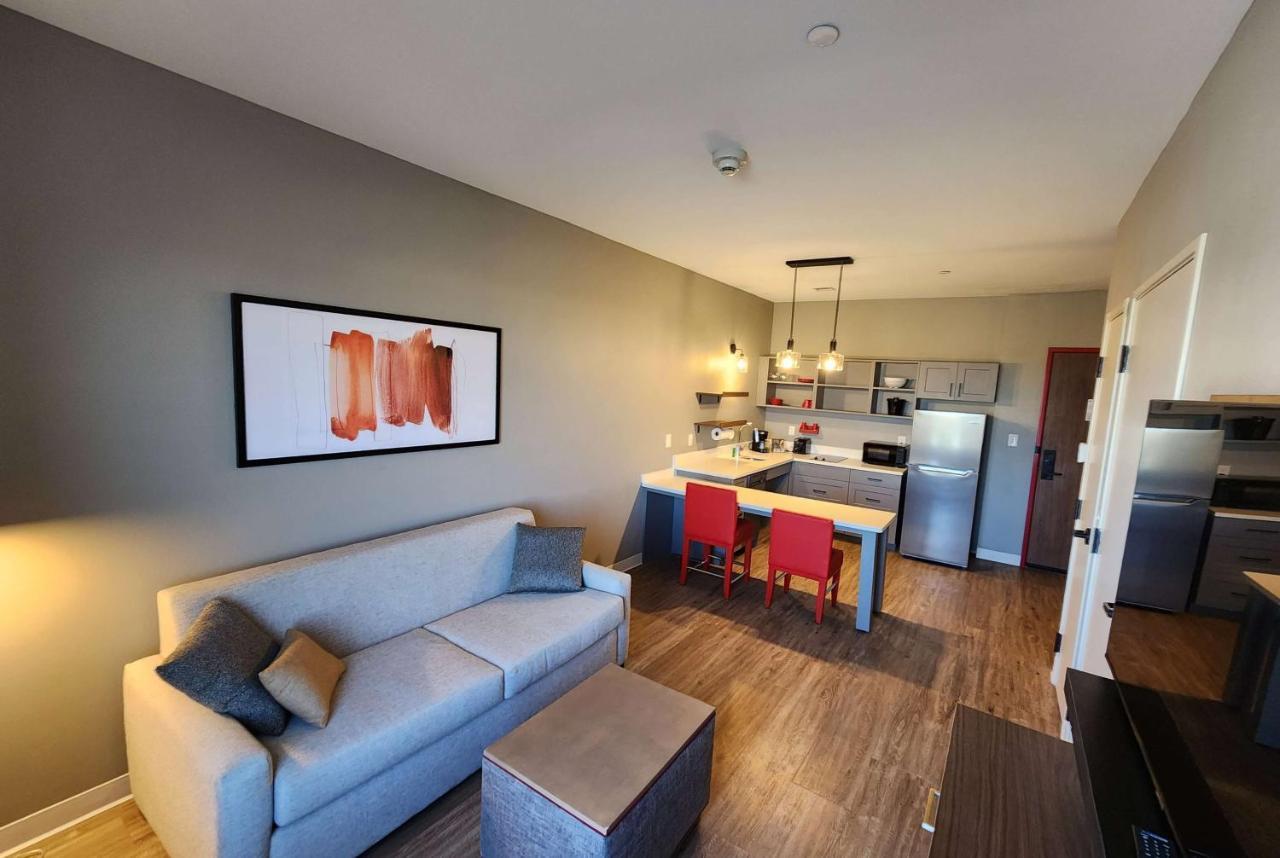 Hawthorn Suites By Wyndham Del Rio Extérieur photo