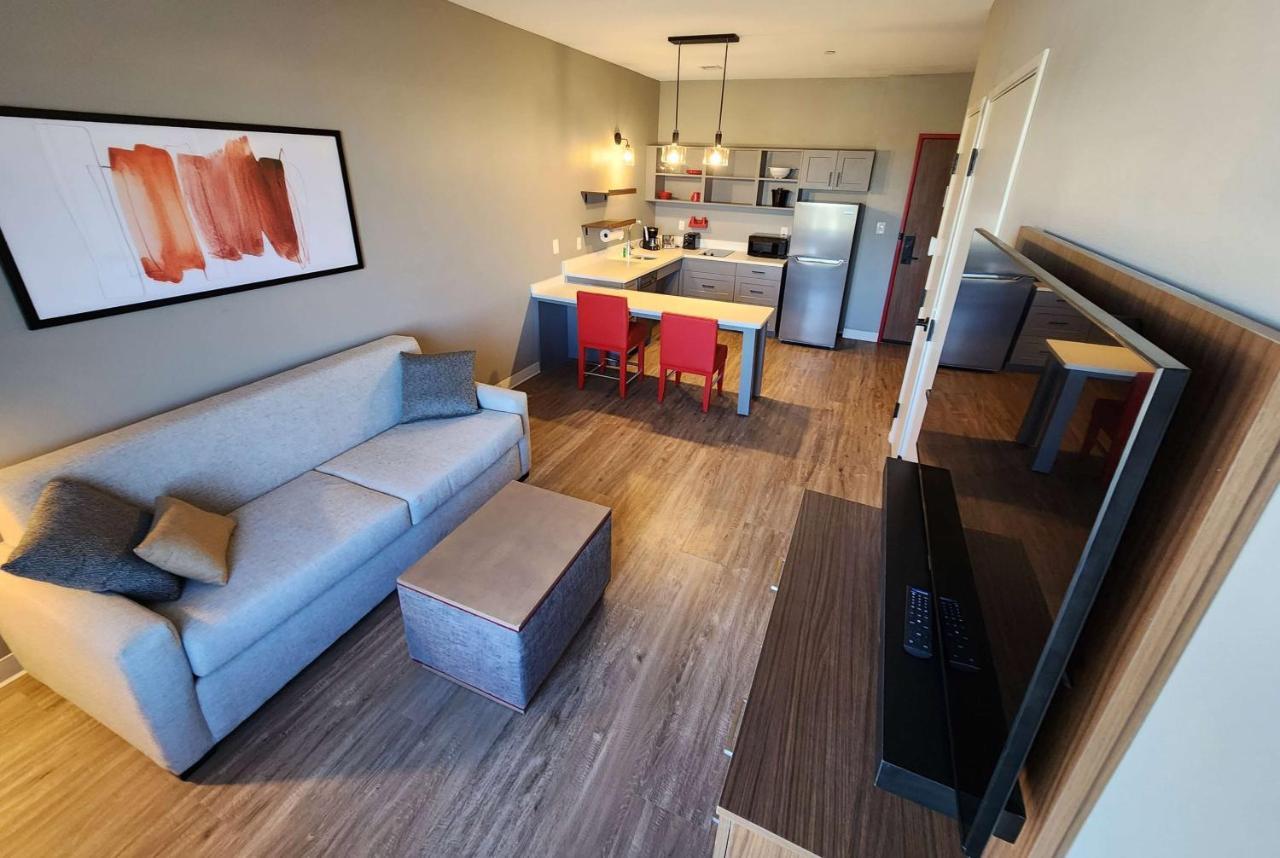 Hawthorn Suites By Wyndham Del Rio Extérieur photo