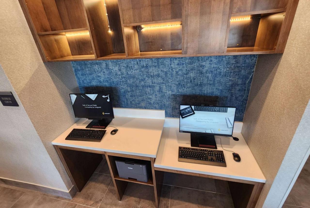 Hawthorn Suites By Wyndham Del Rio Extérieur photo