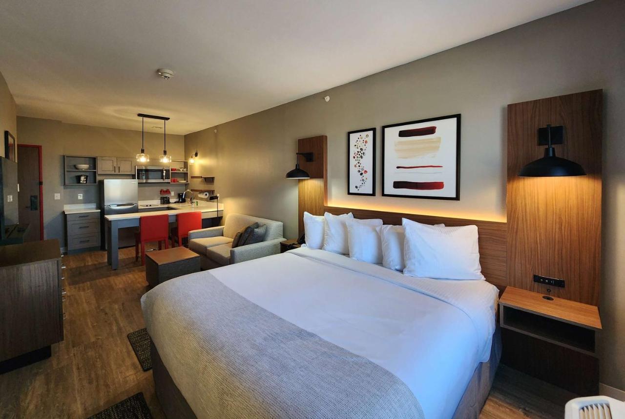 Hawthorn Suites By Wyndham Del Rio Extérieur photo